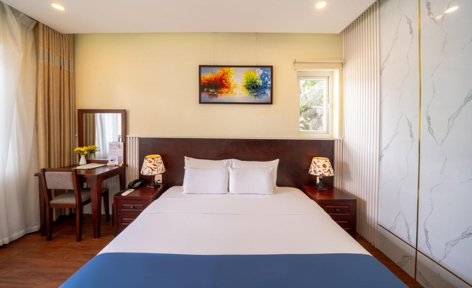 Bounce Beach Resort And Spa Da Nang Exterior photo