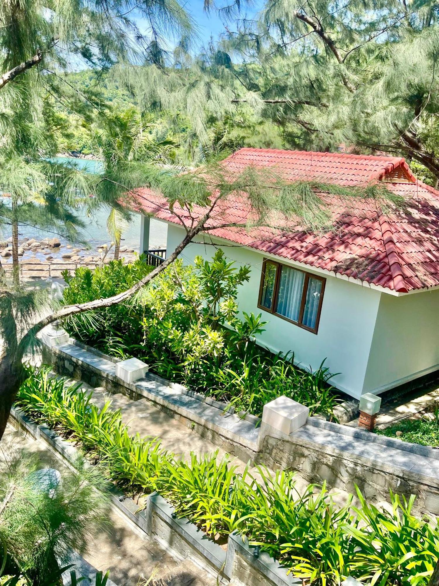 Bounce Beach Resort And Spa Da Nang Room photo