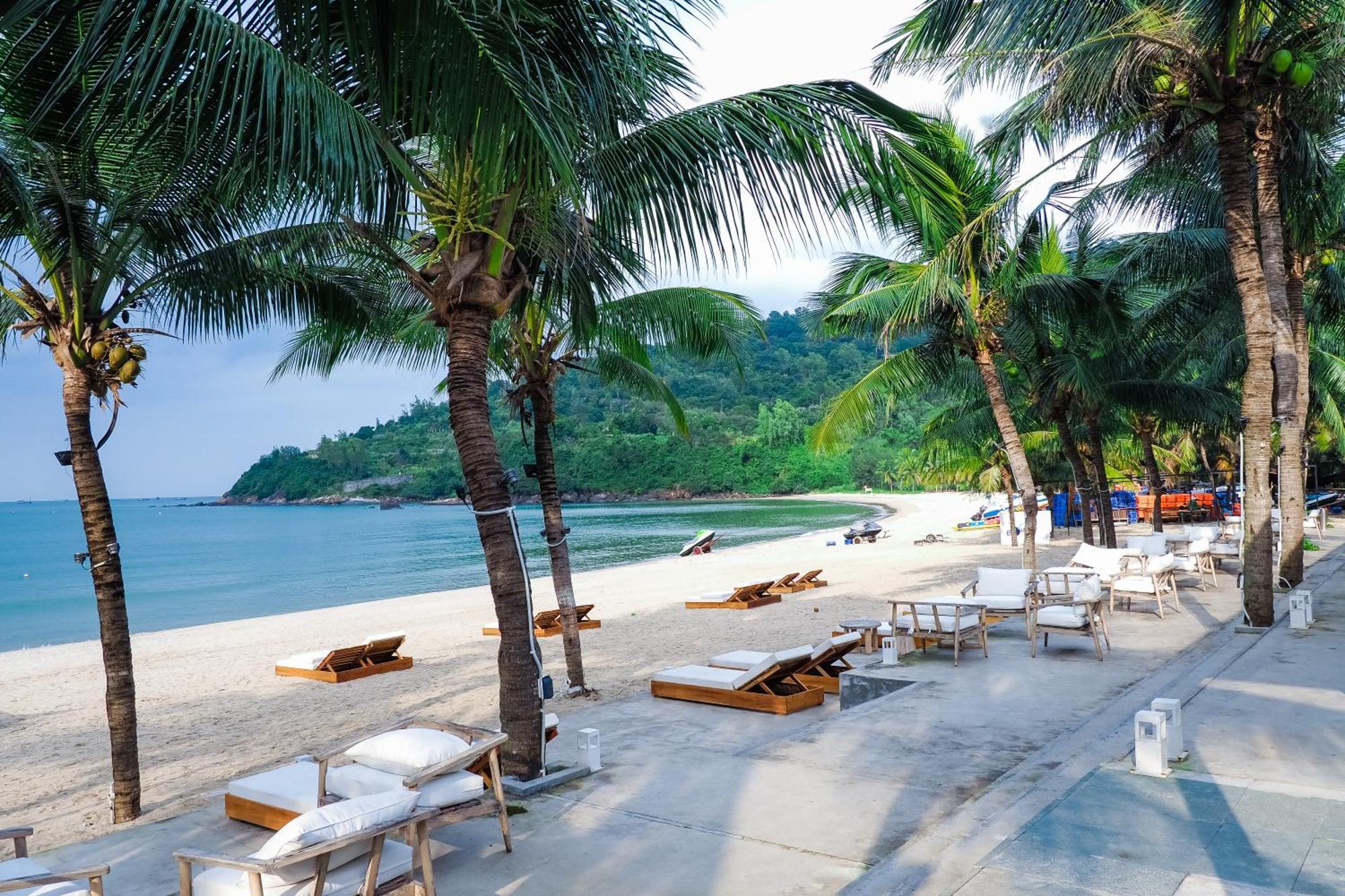 Bounce Beach Resort And Spa Da Nang Exterior photo