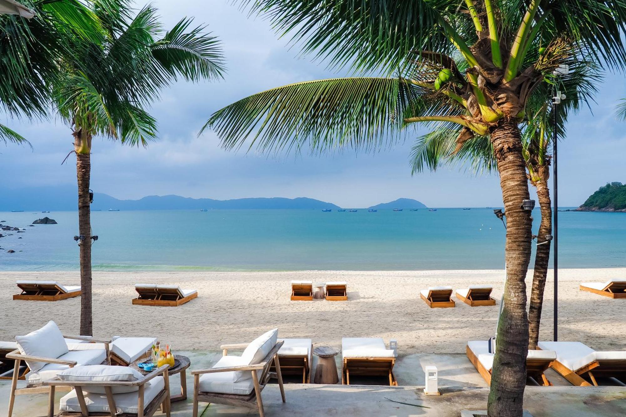 Bounce Beach Resort And Spa Da Nang Exterior photo