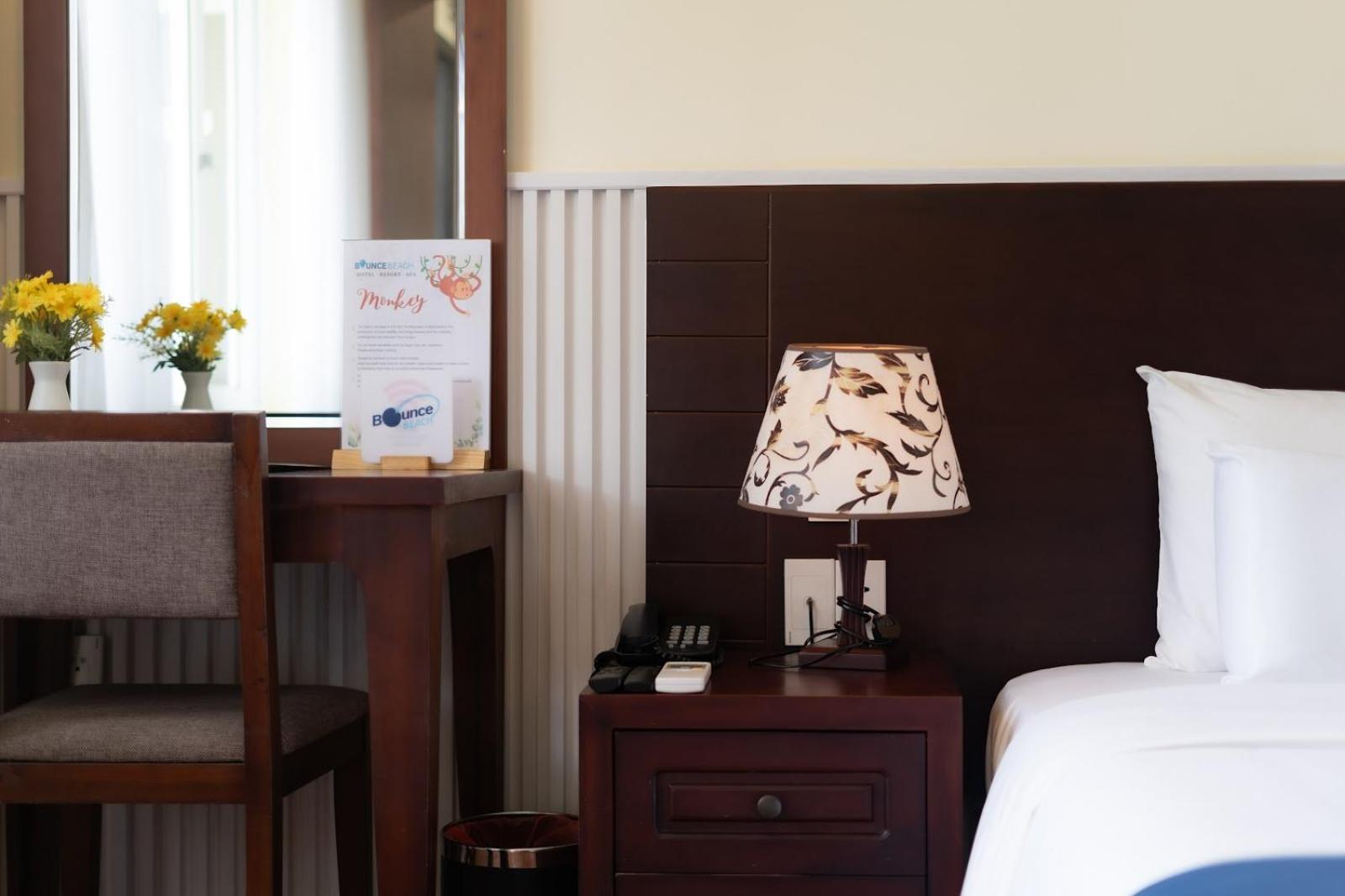 Bounce Beach Resort And Spa Da Nang Room photo